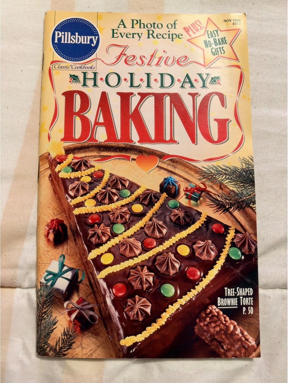 Pillsbury Festive Holiday Baking Magazine - November 1973